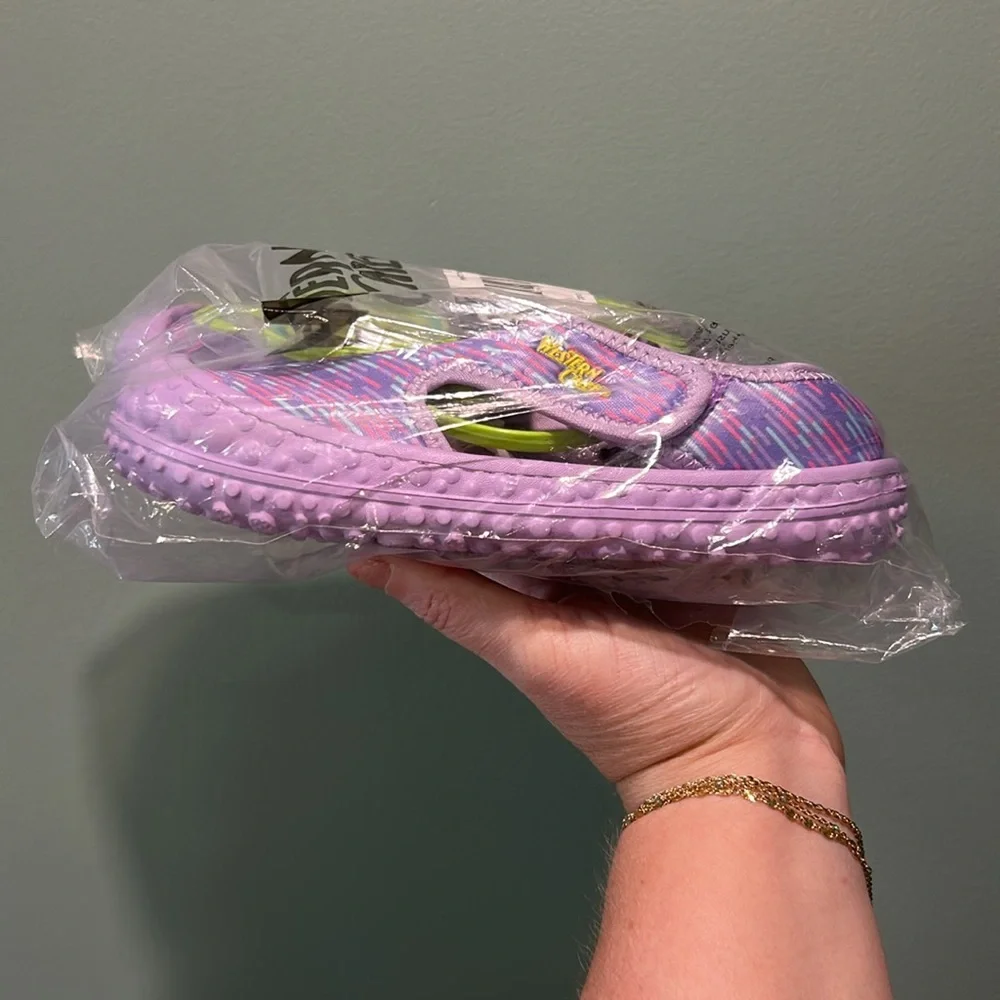✨BNWT - Western Chief Child Water Friendly Sandal Sport - size Little Kid 3✨
